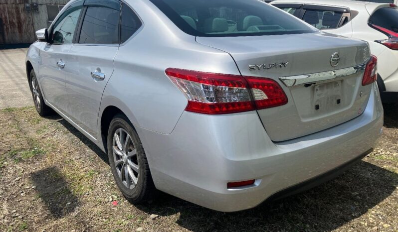 
								Nissan Sylphy X DBA-TB17 2016 full									