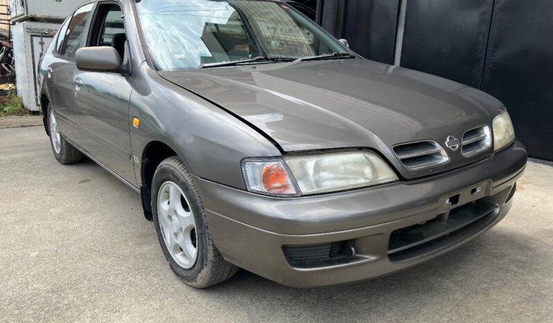 
								Nissan Primera E-HP11 1995 full									