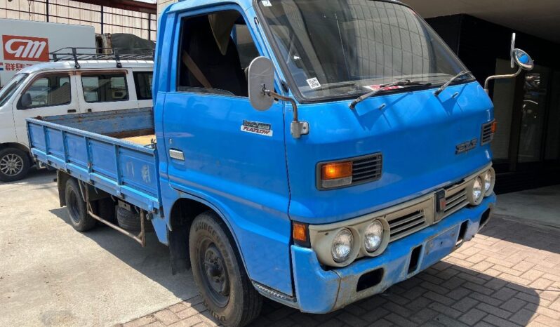 
								Isuzu ELF KAD51N 1982 full									