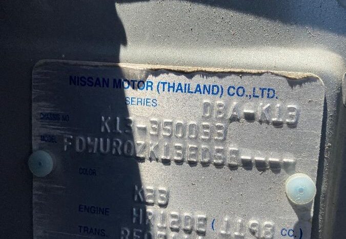 
								Nissan March DBA-K13 2011 full									