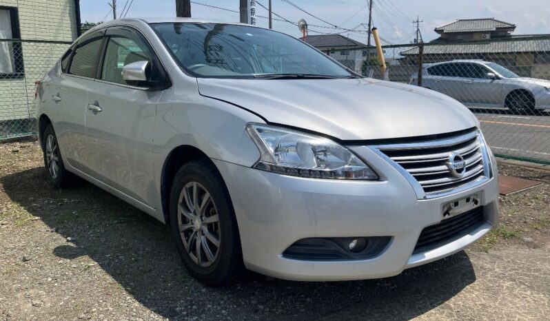 
								Nissan Sylphy X DBA-TB17 2016 full									