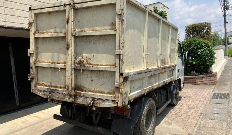 
								Isuzu ELF KK-NKR66ED 2000 full									