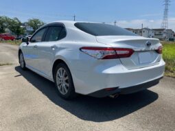 
										Toyota Camry DAA-AXVH70 2018 full									