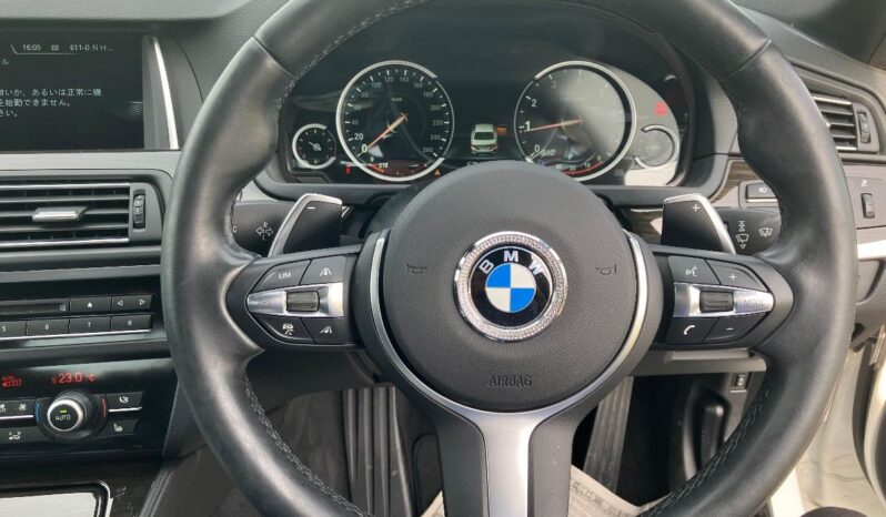 
								BMW 5-serie DBA-XG28(528i) 2015 full									